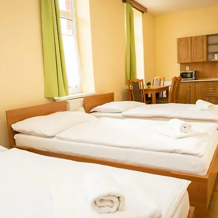 Burra Penzión pre hostí 3*